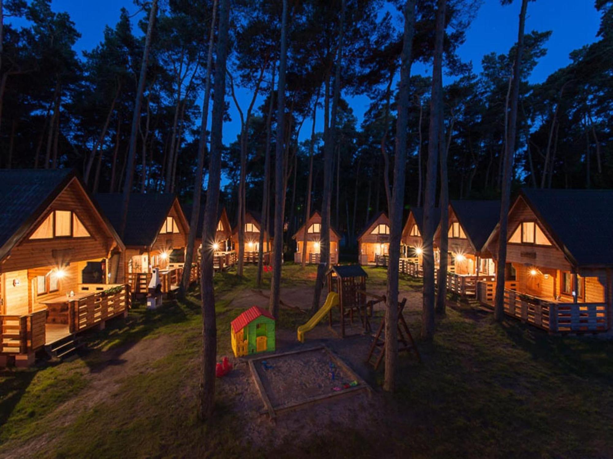 Spacious Holiday Homes Near The Beach In Pobierowo Exterior photo