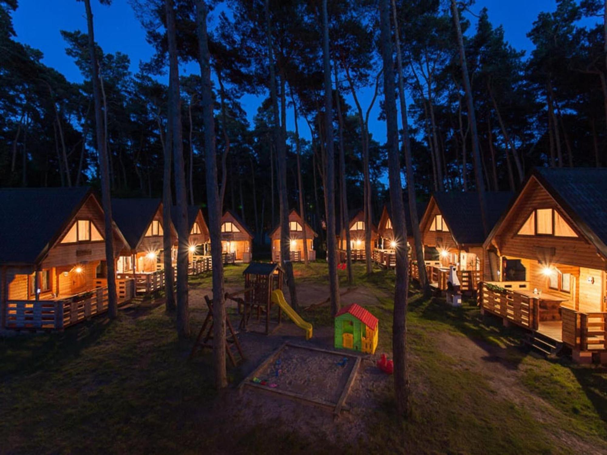 Spacious Holiday Homes Near The Beach In Pobierowo Exterior photo
