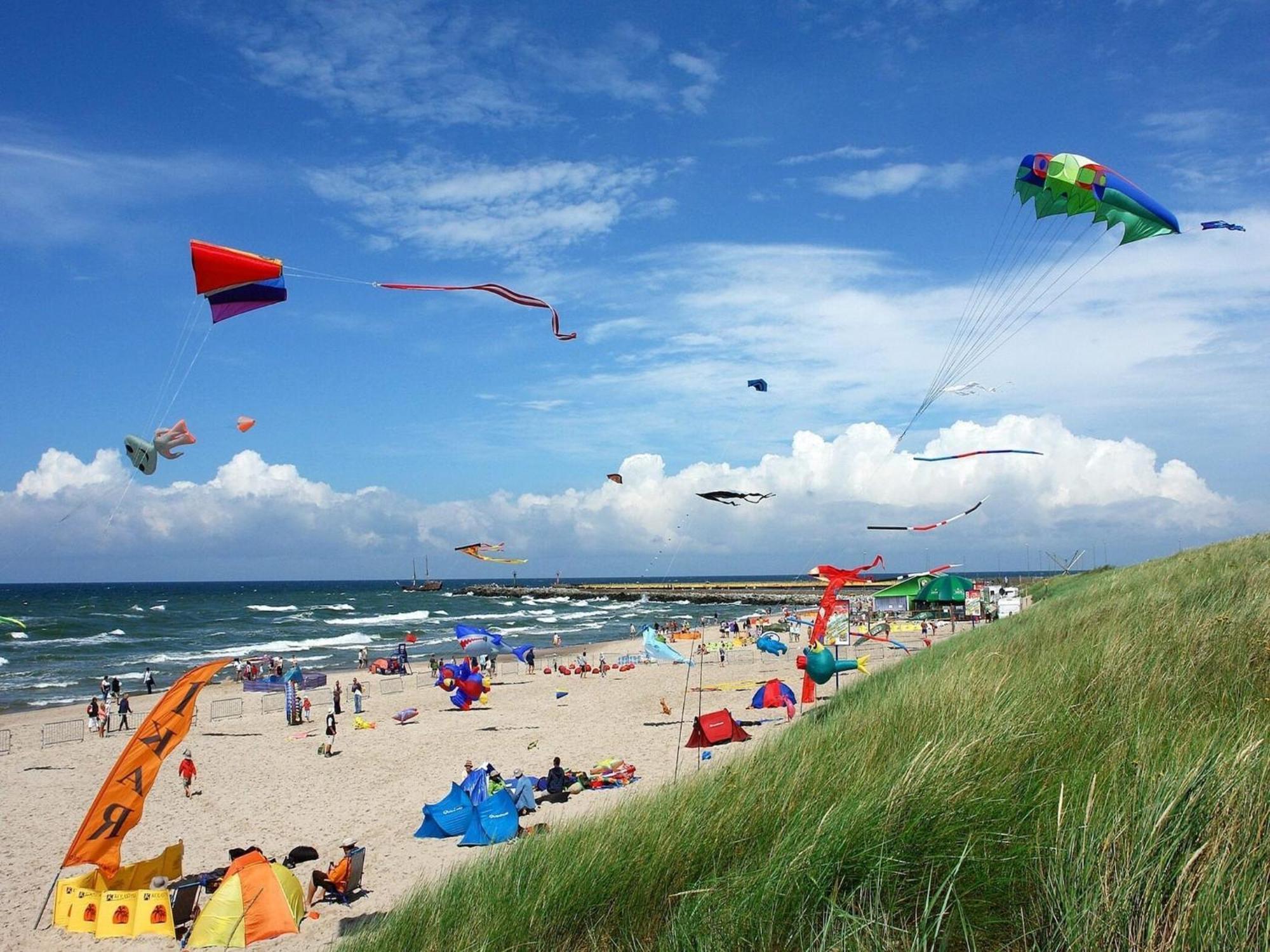 Spacious Holiday Homes Near The Beach In Pobierowo Exterior photo